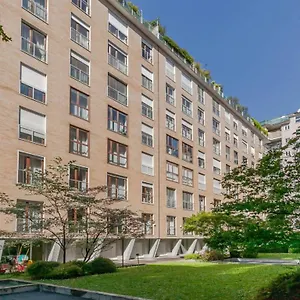 https://nuovissimo-solari-19.it-lombardy.com